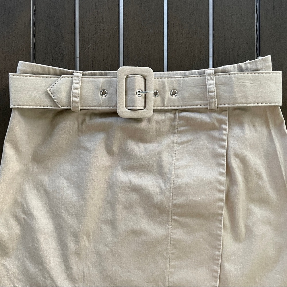 LOVE & PIECE BELTED MINI SKIRT!! - Picture 2 of 11